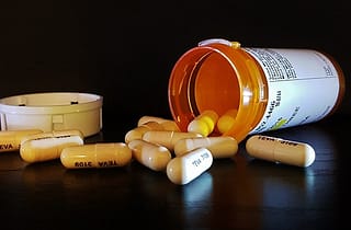 How people become addicted to prescription medications