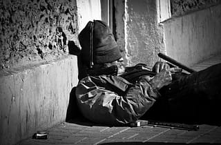Canadian Shelters Providing Homeless with Beds, Food and Booze